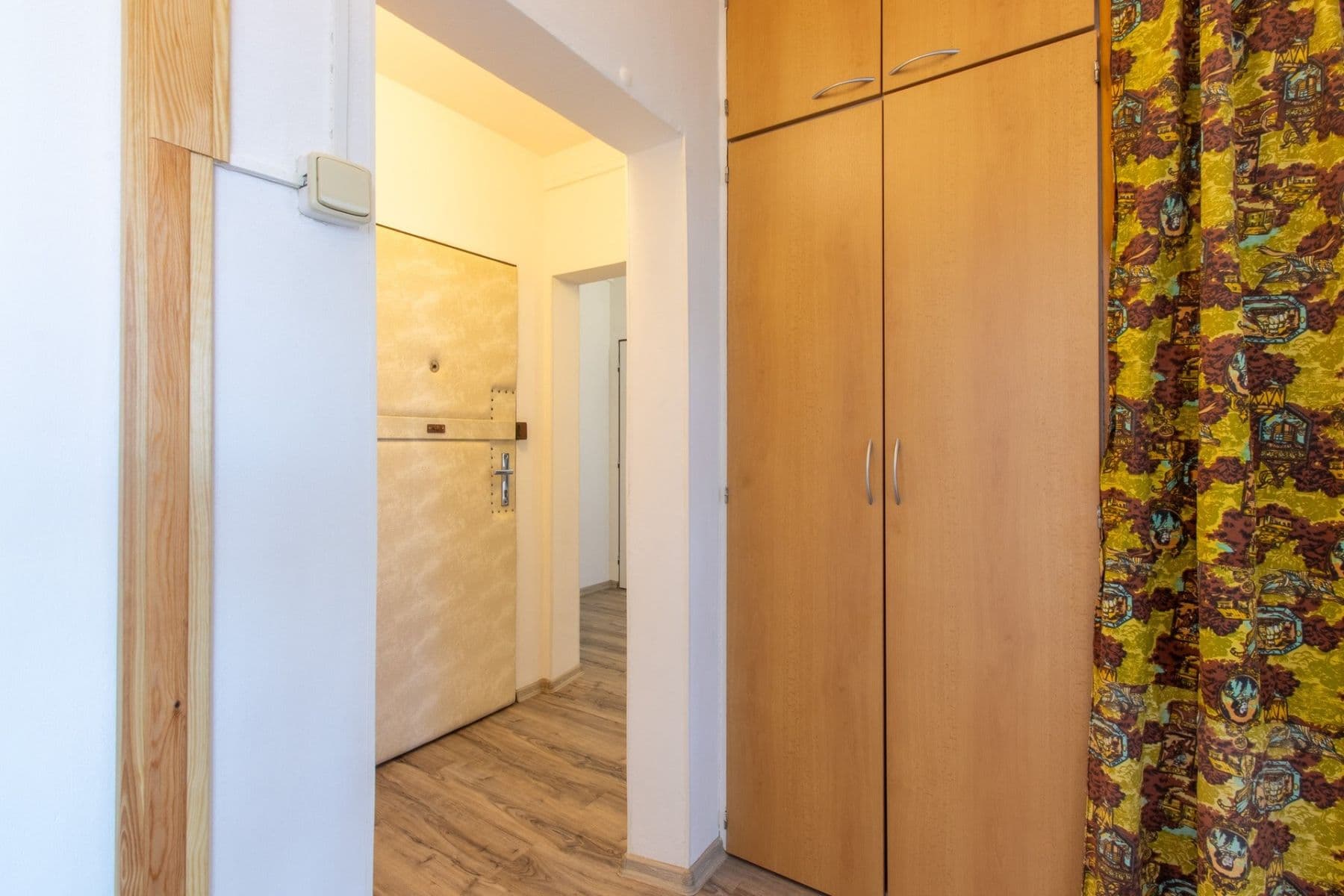 Prenájom bytu 4-izbový 68 m², Krakovská, Kralupy nad Vltavou, Středočeský kraj Prenájom bytu 4-izbový 68 m², Krakovská, Kralupy nad Vltavou, Středočeský kraj