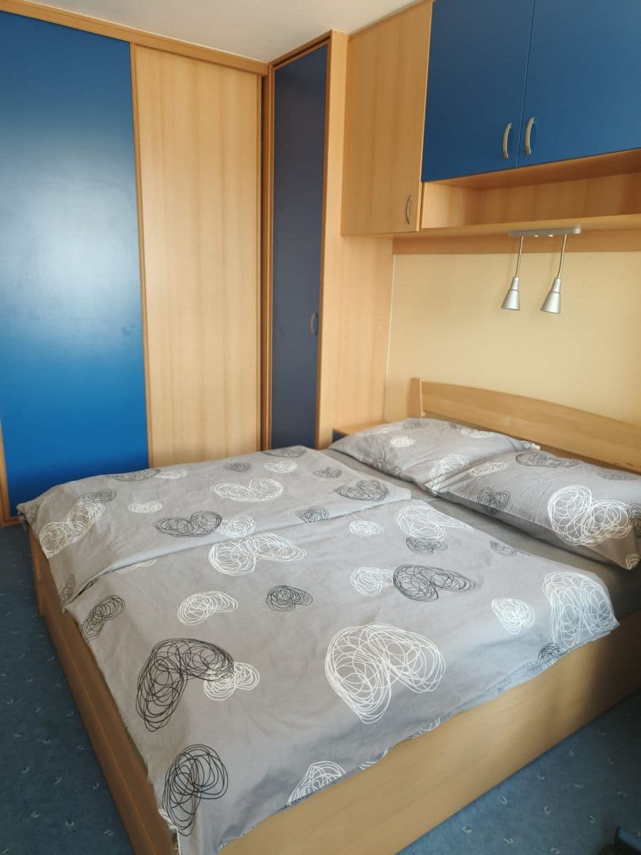Prenájom bytu 3-izbový 75 m², Chotěšovská, Praha, Praha Prenájom bytu 3-izbový 75 m², Chotěšovská, Praha, Praha