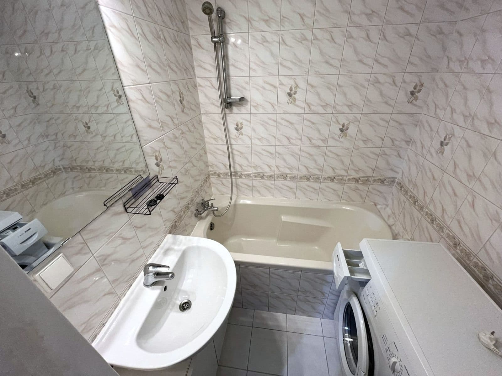 Prenájom bytu 2-izbový 54 m², Synkova, Olomouc, Olomoucký kraj Prenájom bytu 2-izbový 54 m², Synkova, Olomouc, Olomoucký kraj