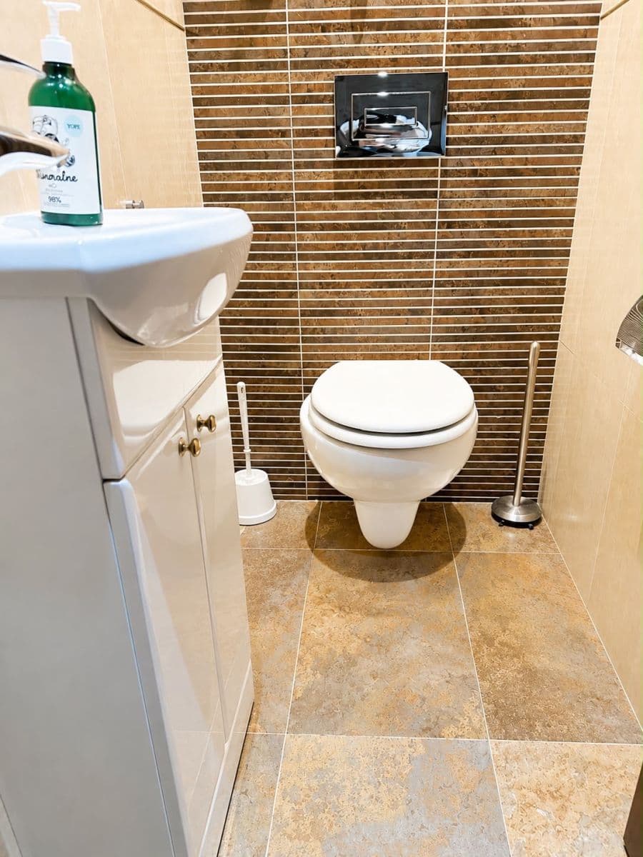 Prenájom bytu 3-izbový 83 m², Vřesová, Praha, Praha Prenájom bytu 3-izbový 83 m², Vřesová, Praha, Praha