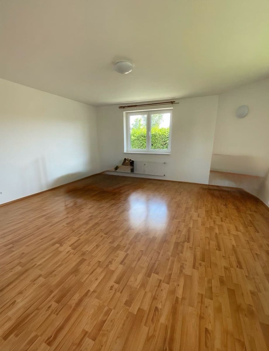 Prenájom bytu 1-izbový 50 m², K Horoměřicům, Praha, Praha Prenájom bytu 1-izbový 50 m², K Horoměřicům, Praha, Praha