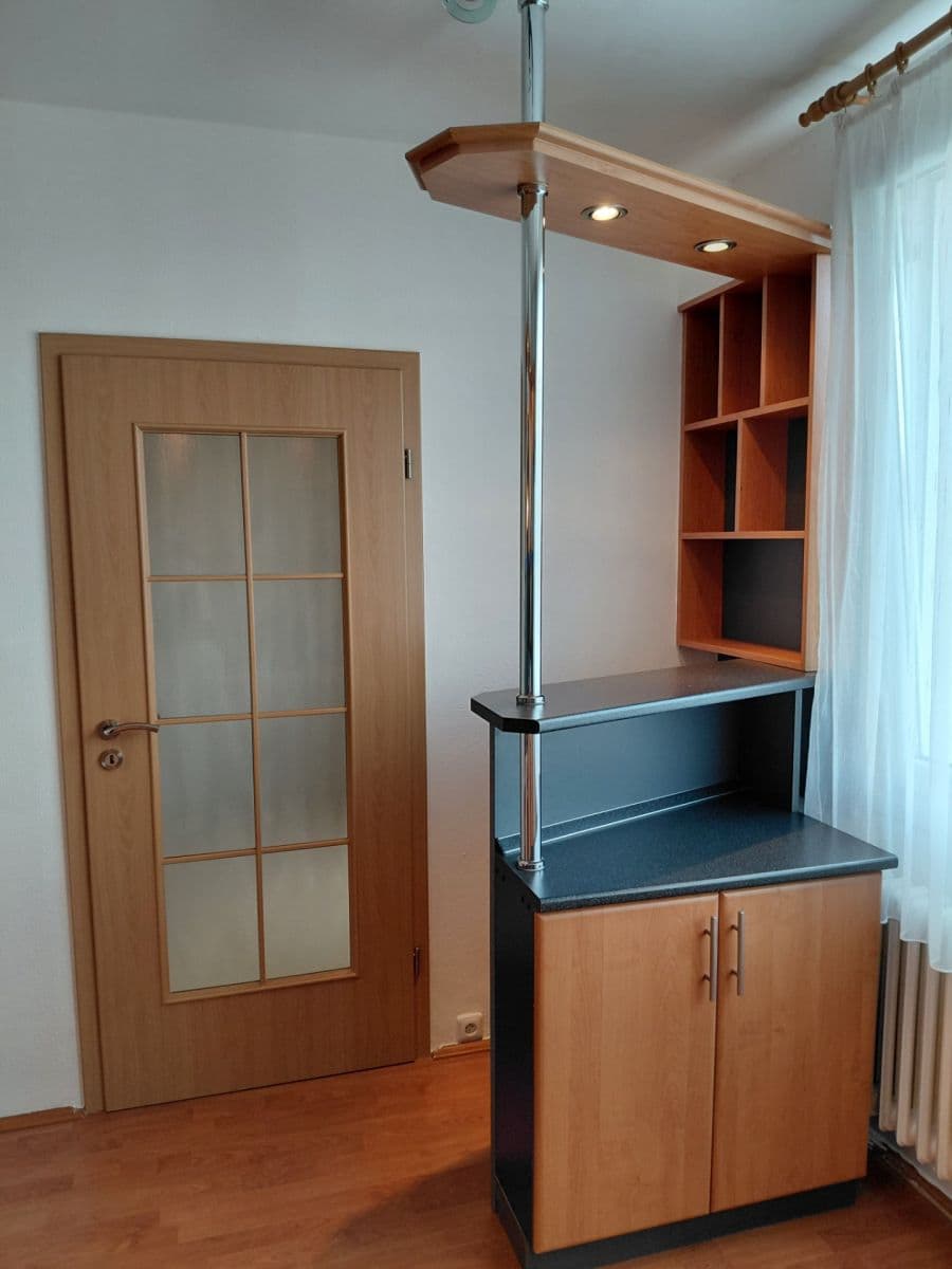 Prenájom bytu 3-izbový 79 m², Suvorovova, Klatovy, Plzeňský kraj Prenájom bytu 3-izbový 79 m², Suvorovova, Klatovy, Plzeňský kraj