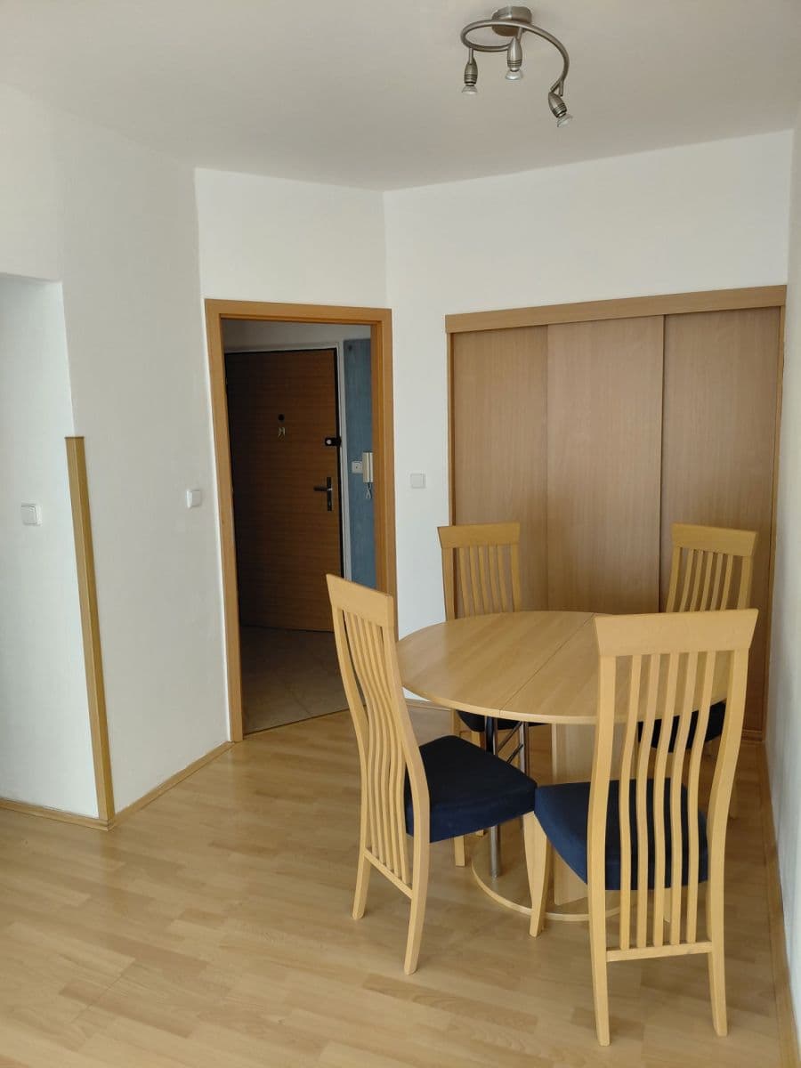 Prenájom bytu 3-izbový 79 m², Suvorovova, Klatovy, Plzeňský kraj Prenájom bytu 3-izbový 79 m², Suvorovova, Klatovy, Plzeňský kraj