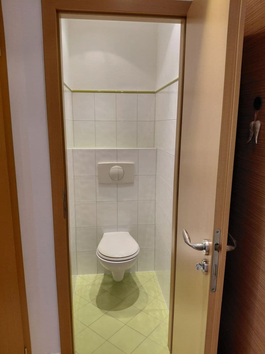 Prenájom bytu 3-izbový 79 m², Suvorovova, Klatovy, Plzeňský kraj Prenájom bytu 3-izbový 79 m², Suvorovova, Klatovy, Plzeňský kraj