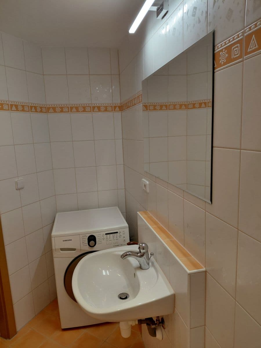 Prenájom bytu 3-izbový 79 m², Suvorovova, Klatovy, Plzeňský kraj Prenájom bytu 3-izbový 79 m², Suvorovova, Klatovy, Plzeňský kraj