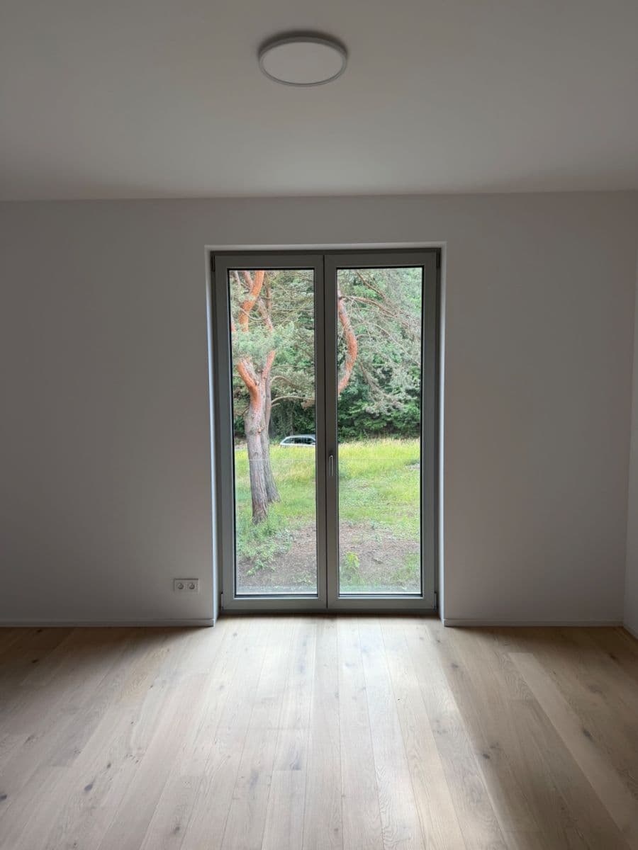 Prenájom bytu 1-izbový 36 m², Mezitraťová, Praha, Praha Prenájom bytu 1-izbový 36 m², Mezitraťová, Praha, Praha