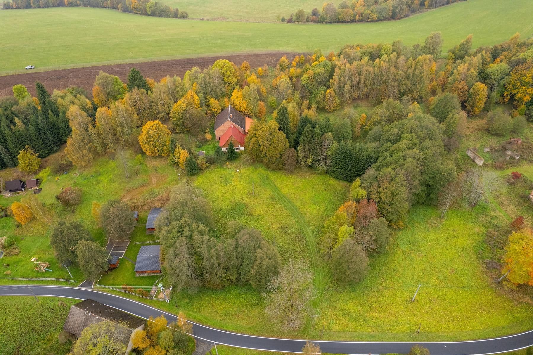 Predaj pozemku 1.299 m², Malá Morava, Olomoucký kraj Predaj pozemku 1.299 m², Malá Morava, Olomoucký kraj
