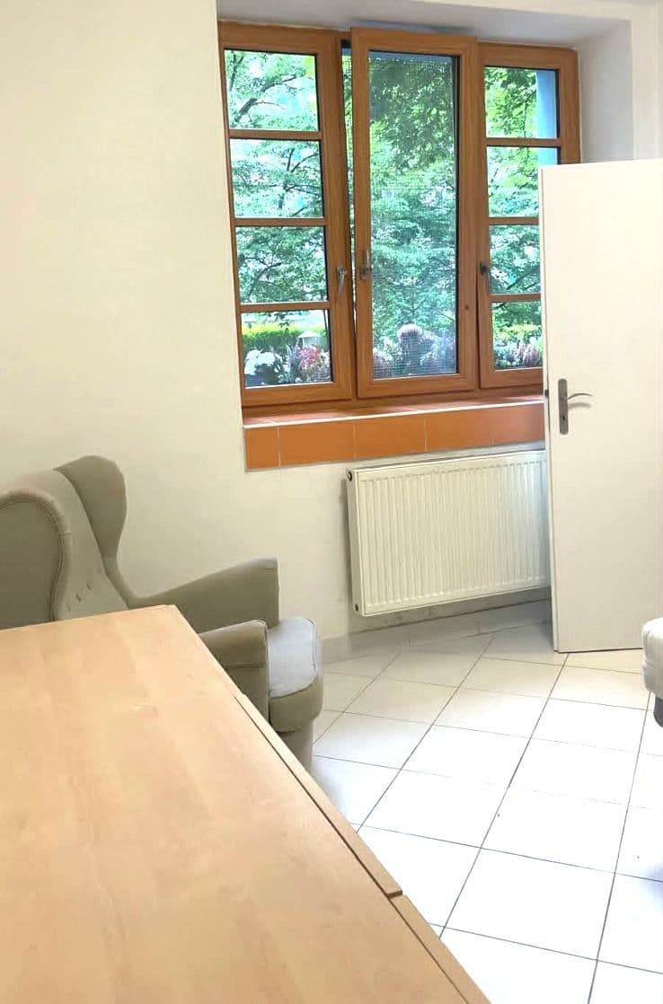 Prenájom bytu 1-izbový 32 m², Gutova, Praha, Praha Prenájom bytu 1-izbový 32 m², Gutova, Praha, Praha