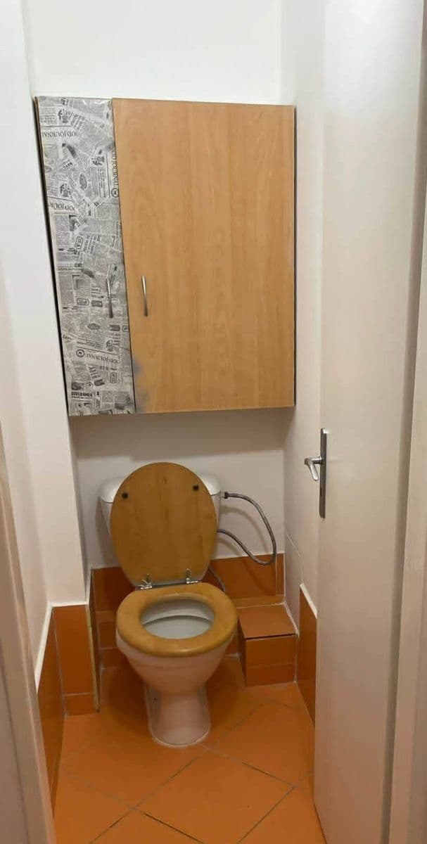 Prenájom bytu 1-izbový 32 m², Gutova, Praha, Praha Prenájom bytu 1-izbový 32 m², Gutova, Praha, Praha