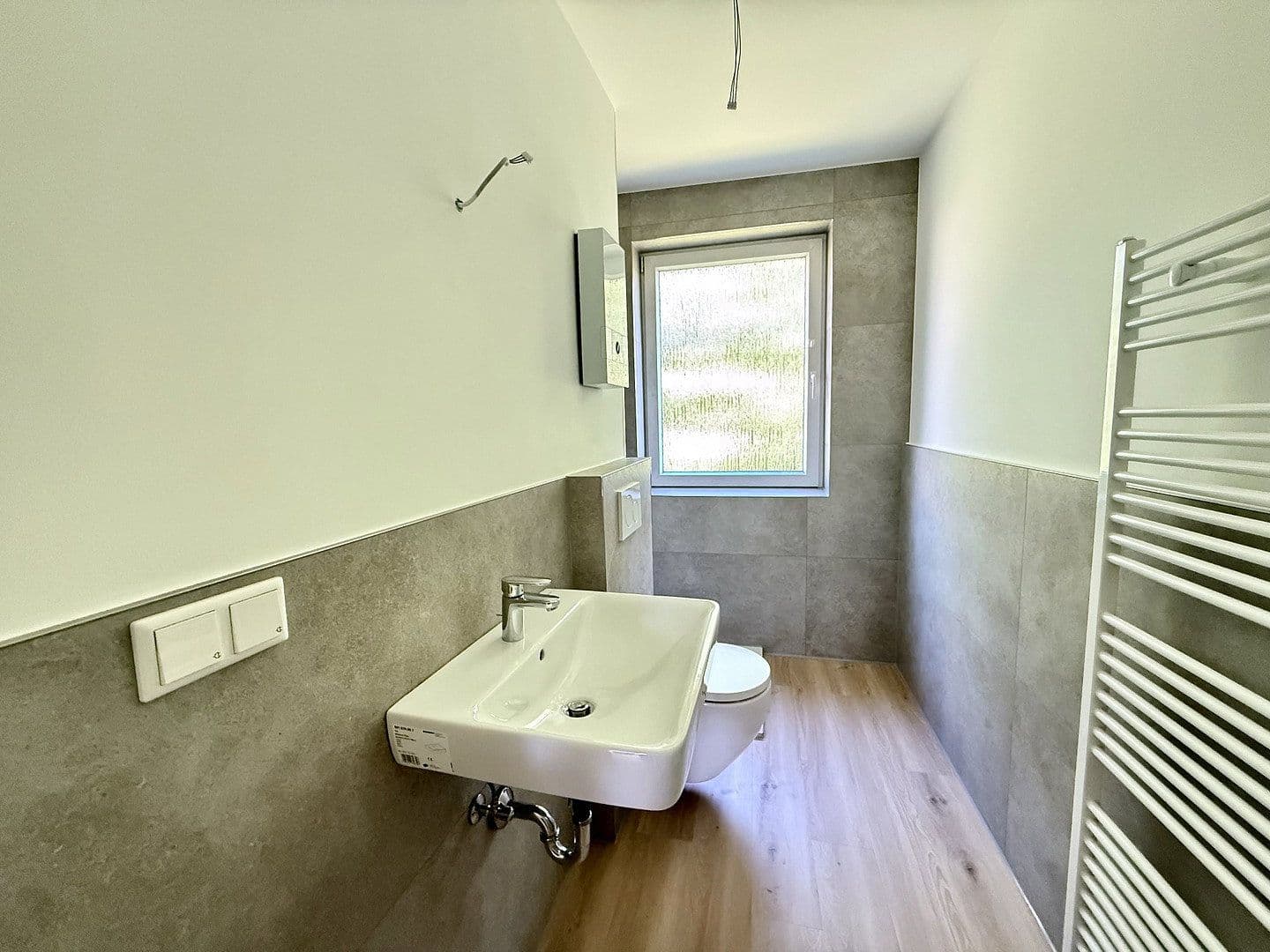 Prenájom bytu 3-izbový 81 m², Ackerstraße 9, Oberhausen, Severné Porýnie - Westfálsko Prenájom bytu 3-izbový 81 m², Ackerstraße 9, Oberhausen, Severné Porýnie - Westfálsko