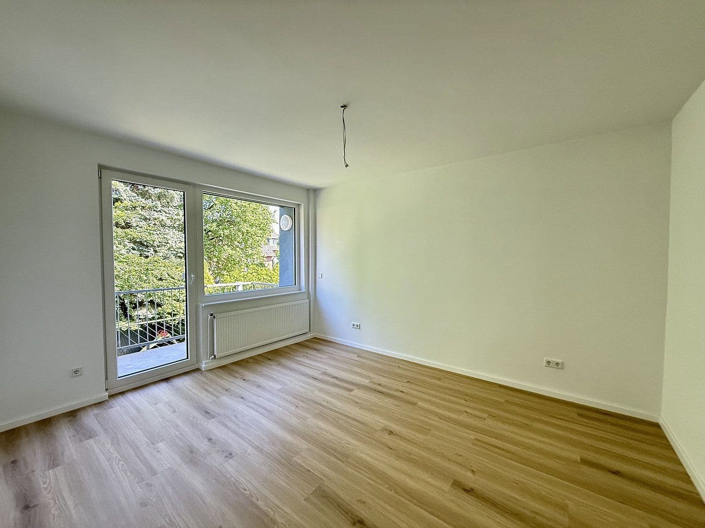 Prenájom bytu 3-izbový 81 m², Ackerstraße 9, Oberhausen, Severné Porýnie - Westfálsko Prenájom bytu 3-izbový 81 m², Ackerstraße 9, Oberhausen, Severné Porýnie - Westfálsko