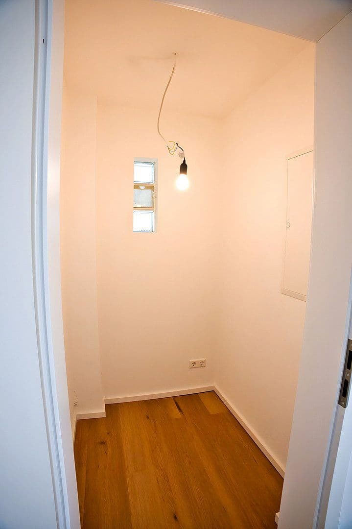 Prenájom bytu 3-izbový 81 m², Albrecht-Dürer-Straße 13, Heidenheim an der Brenz, Bádensko-Wurttembersko Prenájom bytu 3-izbový 81 m², Albrecht-Dürer-Straße 13, Heidenheim an der Brenz, Bádensko-Wurttembersko