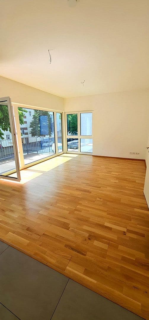 Prenájom bytu 2-izbový 72 m², Am Gutspark 2, Berlin, Berlín Prenájom bytu 2-izbový 72 m², Am Gutspark 2, Berlin, Berlín