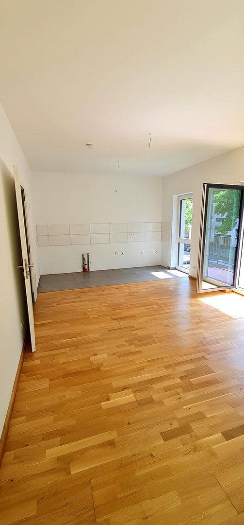 Prenájom bytu 2-izbový 72 m², Am Gutspark 2, Berlin, Berlín Prenájom bytu 2-izbový 72 m², Am Gutspark 2, Berlin, Berlín