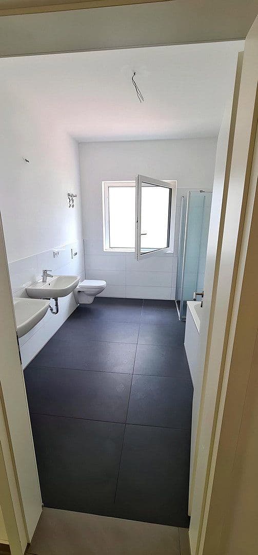 Prenájom bytu 2-izbový 72 m², Am Gutspark 2, Berlin, Berlín Prenájom bytu 2-izbový 72 m², Am Gutspark 2, Berlin, Berlín