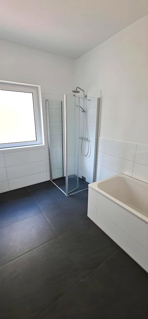 Prenájom bytu 2-izbový 72 m², Am Gutspark 2, Berlin, Berlín Prenájom bytu 2-izbový 72 m², Am Gutspark 2, Berlin, Berlín