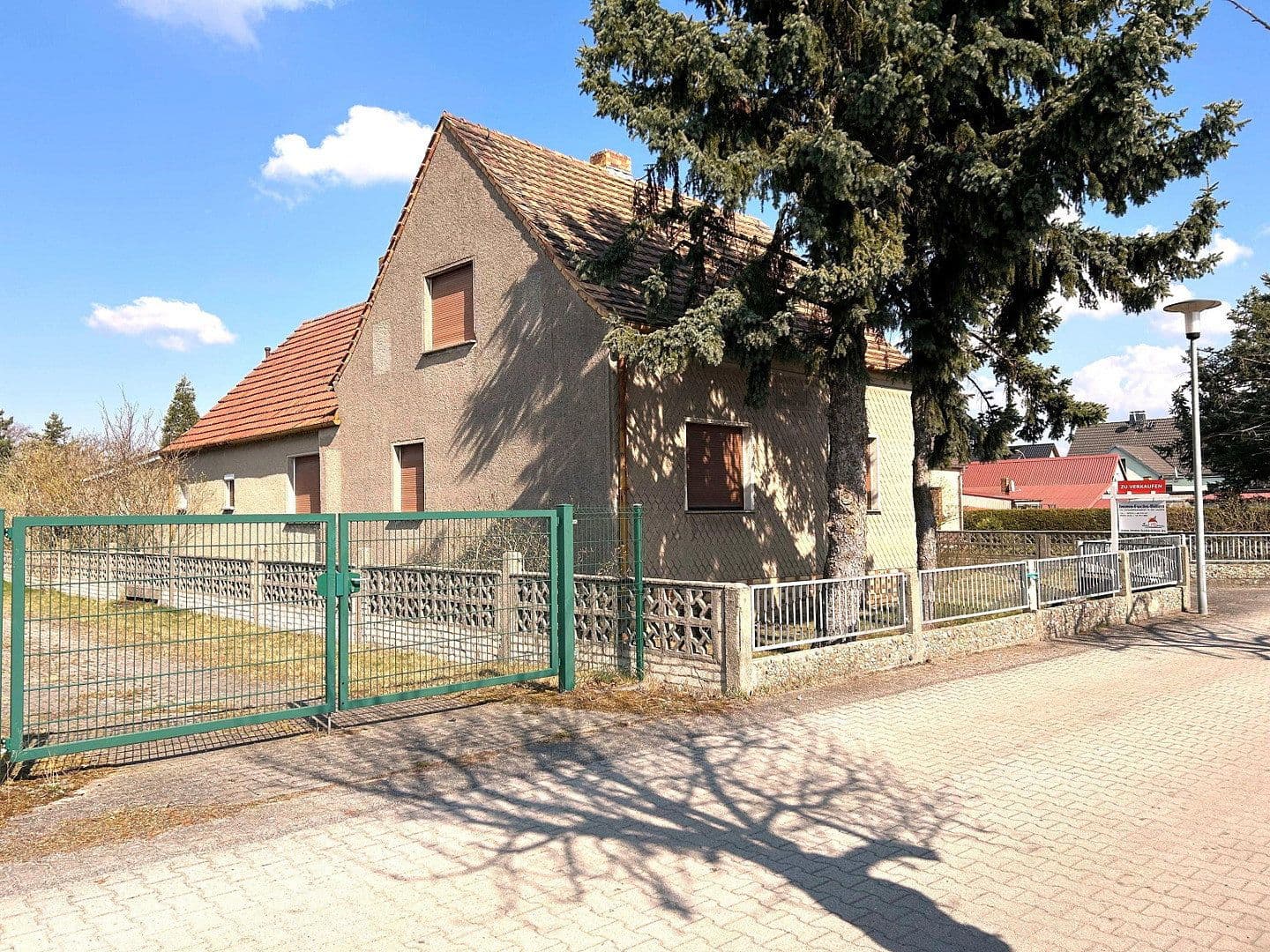 Predaj domu 130 m², pozemek 2.496 m², Tettau, Brandenbursko Predaj domu 130 m², pozemek 2.496 m², Tettau, Brandenbursko
