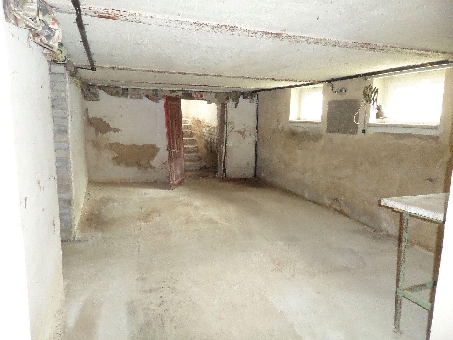 Predaj domu 130 m², pozemek 2.496 m², Tettau, Brandenbursko Predaj domu 130 m², pozemek 2.496 m², Tettau, Brandenbursko