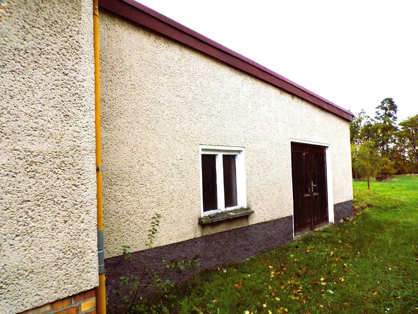 Predaj domu 130 m², pozemek 2.496 m², Tettau, Brandenbursko Predaj domu 130 m², pozemek 2.496 m², Tettau, Brandenbursko