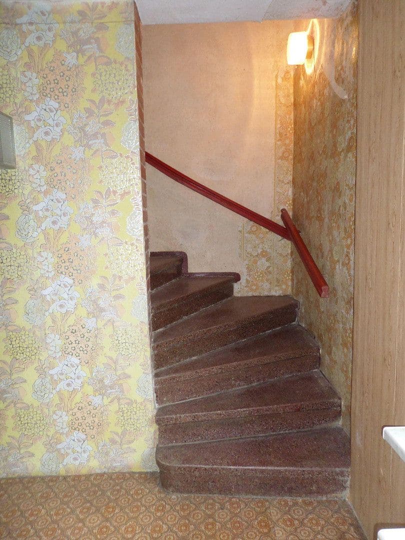 Predaj domu 130 m², pozemek 2.496 m², Tettau, Brandenbursko Predaj domu 130 m², pozemek 2.496 m², Tettau, Brandenbursko