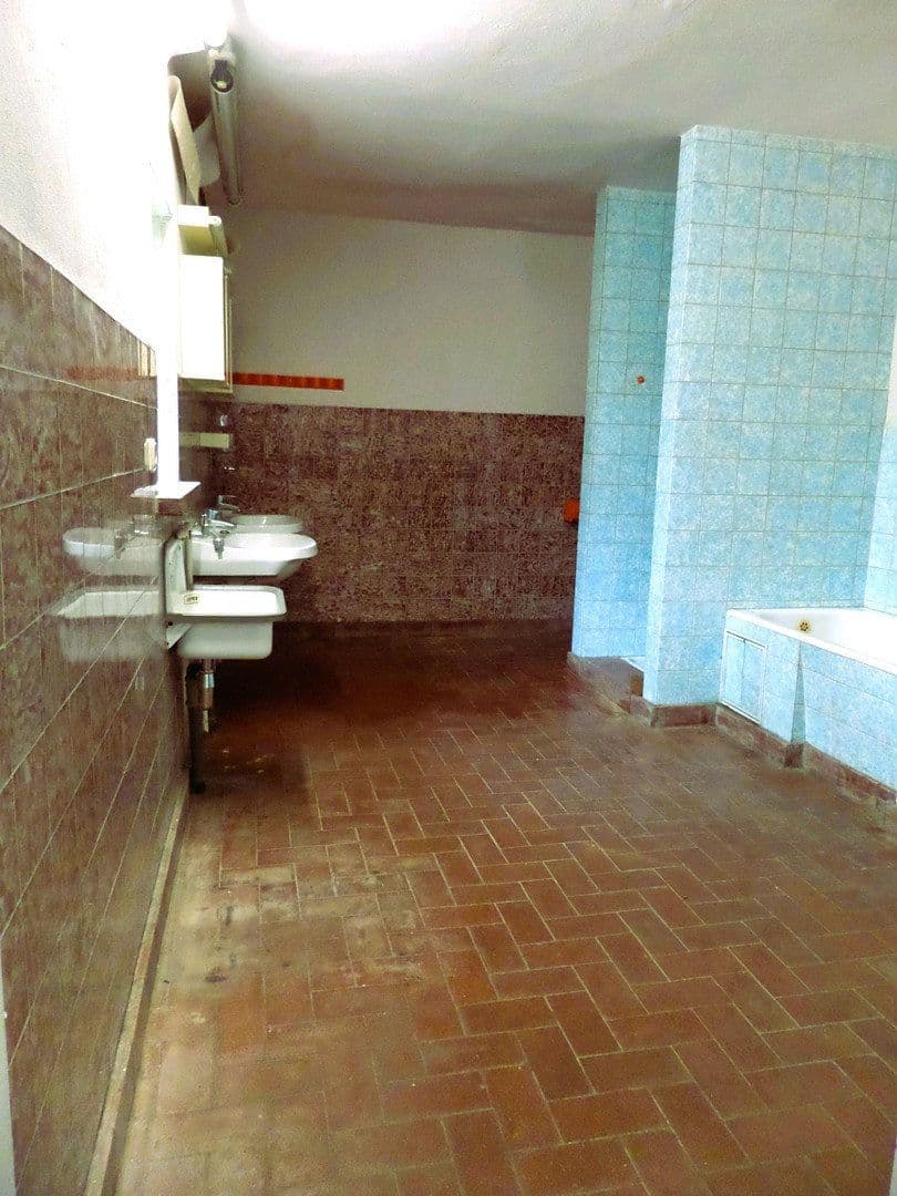 Predaj domu 130 m², pozemek 2.496 m², Tettau, Brandenbursko Predaj domu 130 m², pozemek 2.496 m², Tettau, Brandenbursko