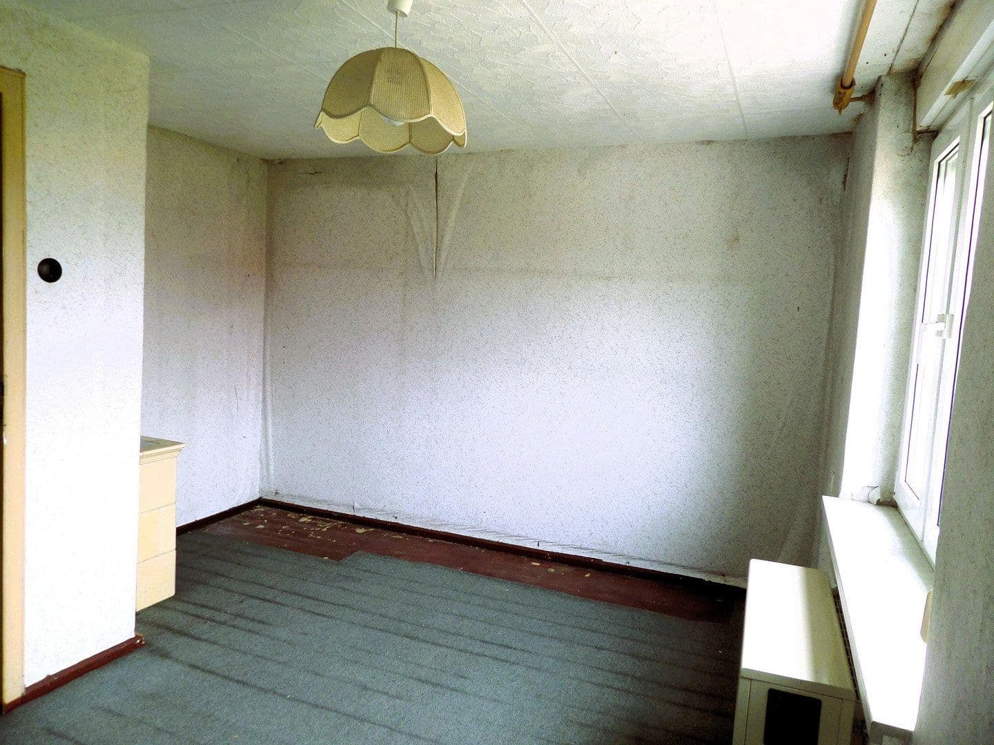 Predaj domu 130 m², pozemek 2.496 m², Tettau, Brandenbursko Predaj domu 130 m², pozemek 2.496 m², Tettau, Brandenbursko