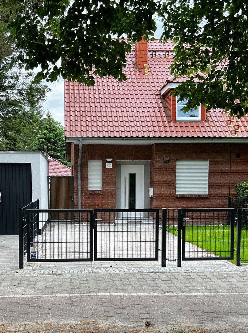 Prenájom domu 110 m², pozemek 460 m², Förster-Funke-Allee 22, Kleinmachnow, Brandenbursko Prenájom domu 110 m², pozemek 460 m², Förster-Funke-Allee 22, Kleinmachnow, Brandenbursko
