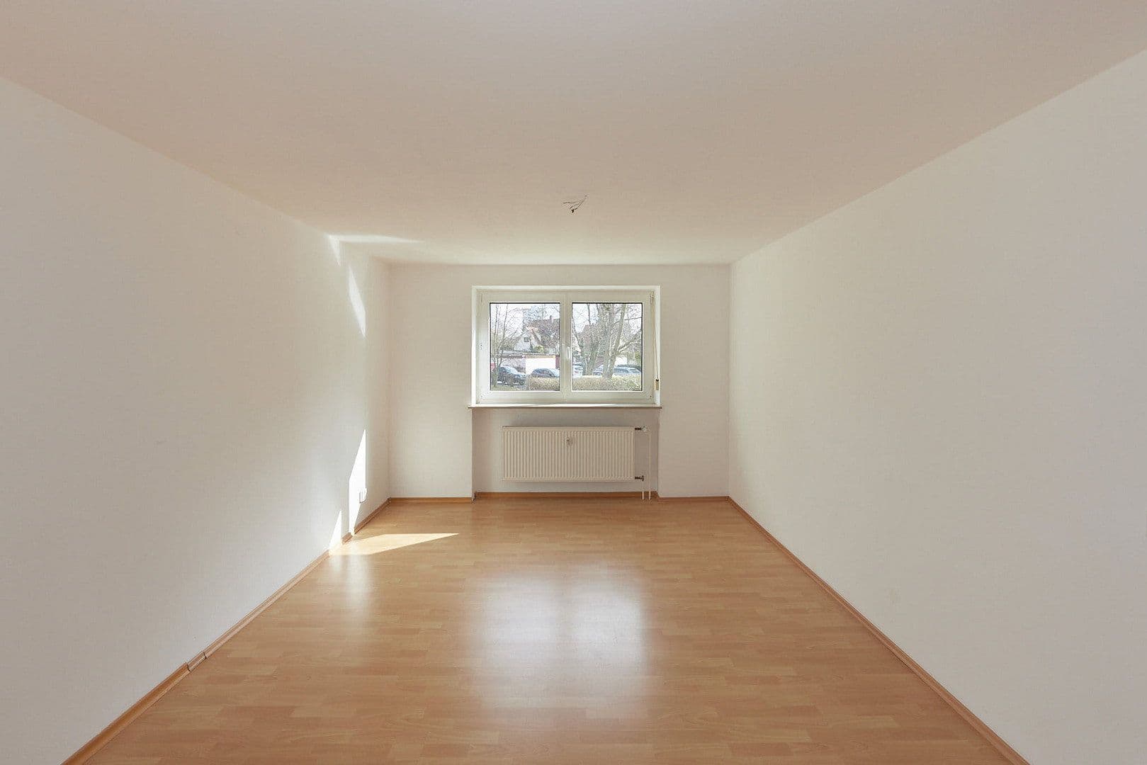 Prenájom bytu 3-izbový 97 m², Nürnberg, Bavorsko Prenájom bytu 3-izbový 97 m², Nürnberg, Bavorsko