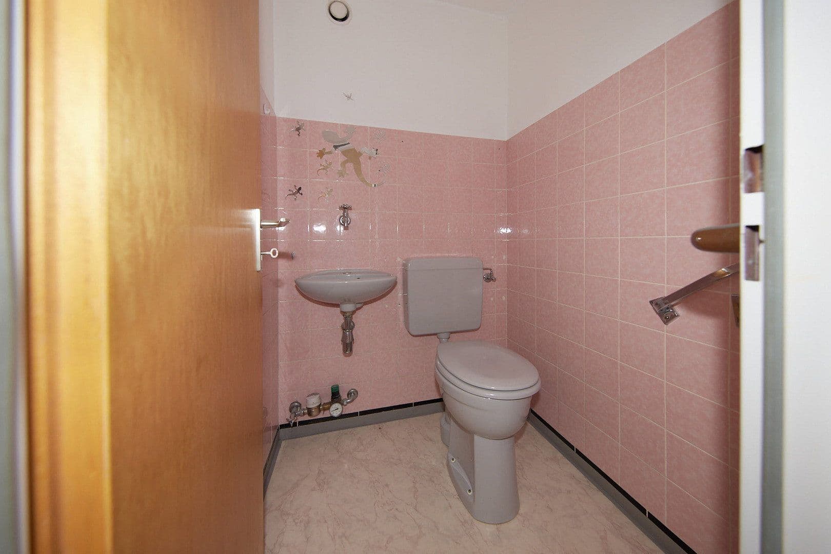 Prenájom bytu 3-izbový 97 m², Nürnberg, Bavorsko Prenájom bytu 3-izbový 97 m², Nürnberg, Bavorsko