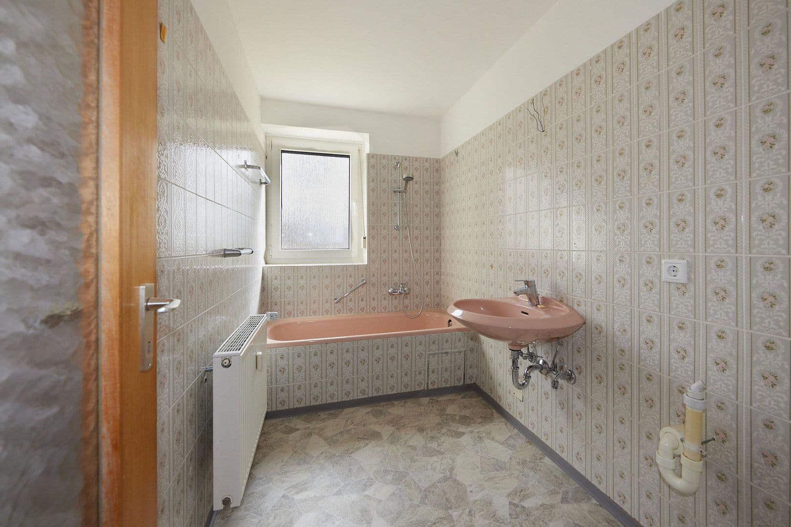 Prenájom bytu 3-izbový 97 m², Nürnberg, Bavorsko Prenájom bytu 3-izbový 97 m², Nürnberg, Bavorsko