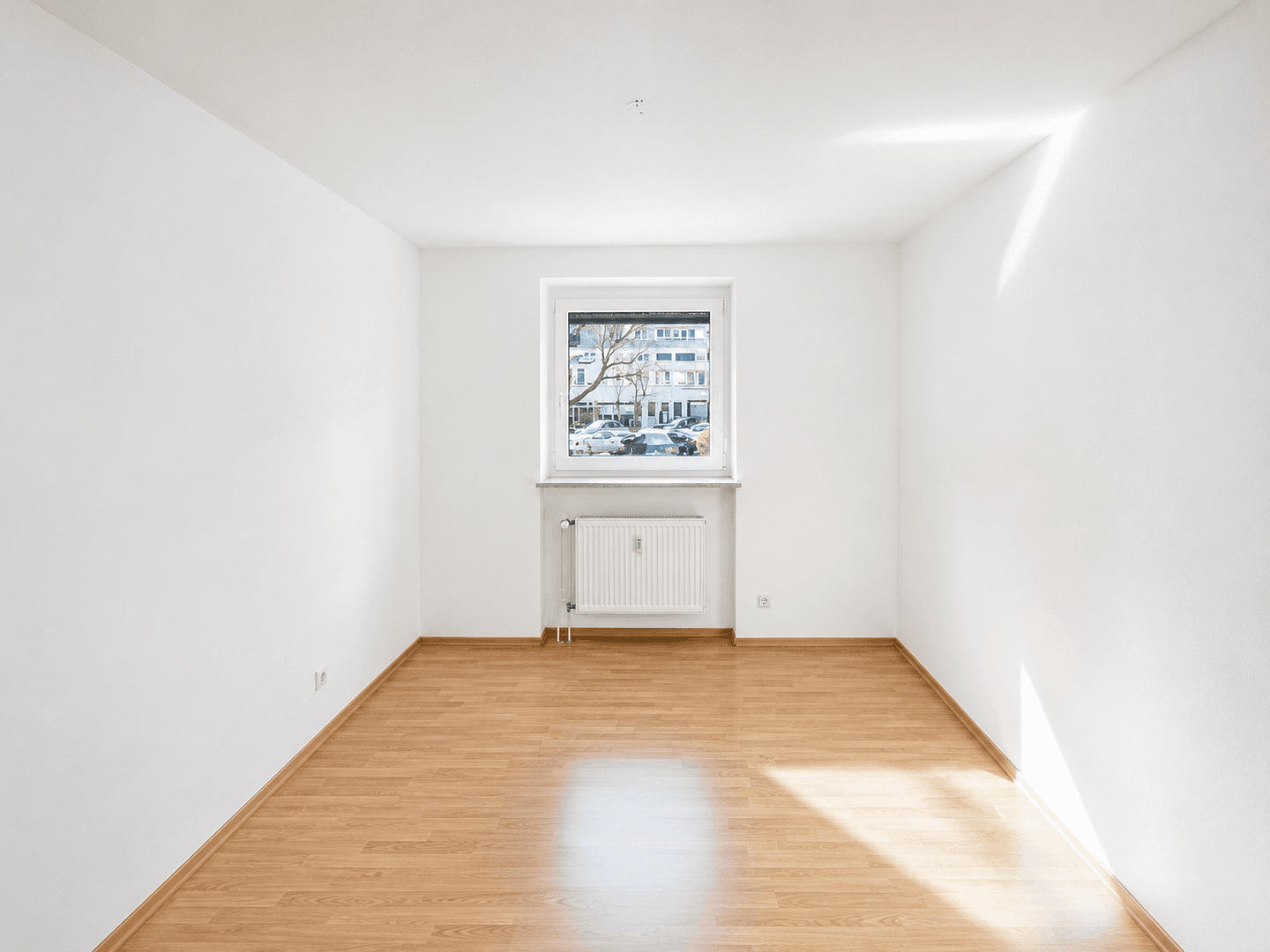 Prenájom bytu 3-izbový 97 m², Nürnberg, Bavorsko Prenájom bytu 3-izbový 97 m², Nürnberg, Bavorsko