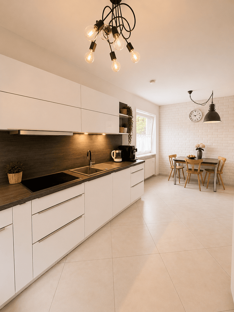 Predaj domu 146 m², pozemek 620 m², Oberwalchner Weg 6, Traunreut, Bavorsko Predaj domu 146 m², pozemek 620 m², Oberwalchner Weg 6, Traunreut, Bavorsko