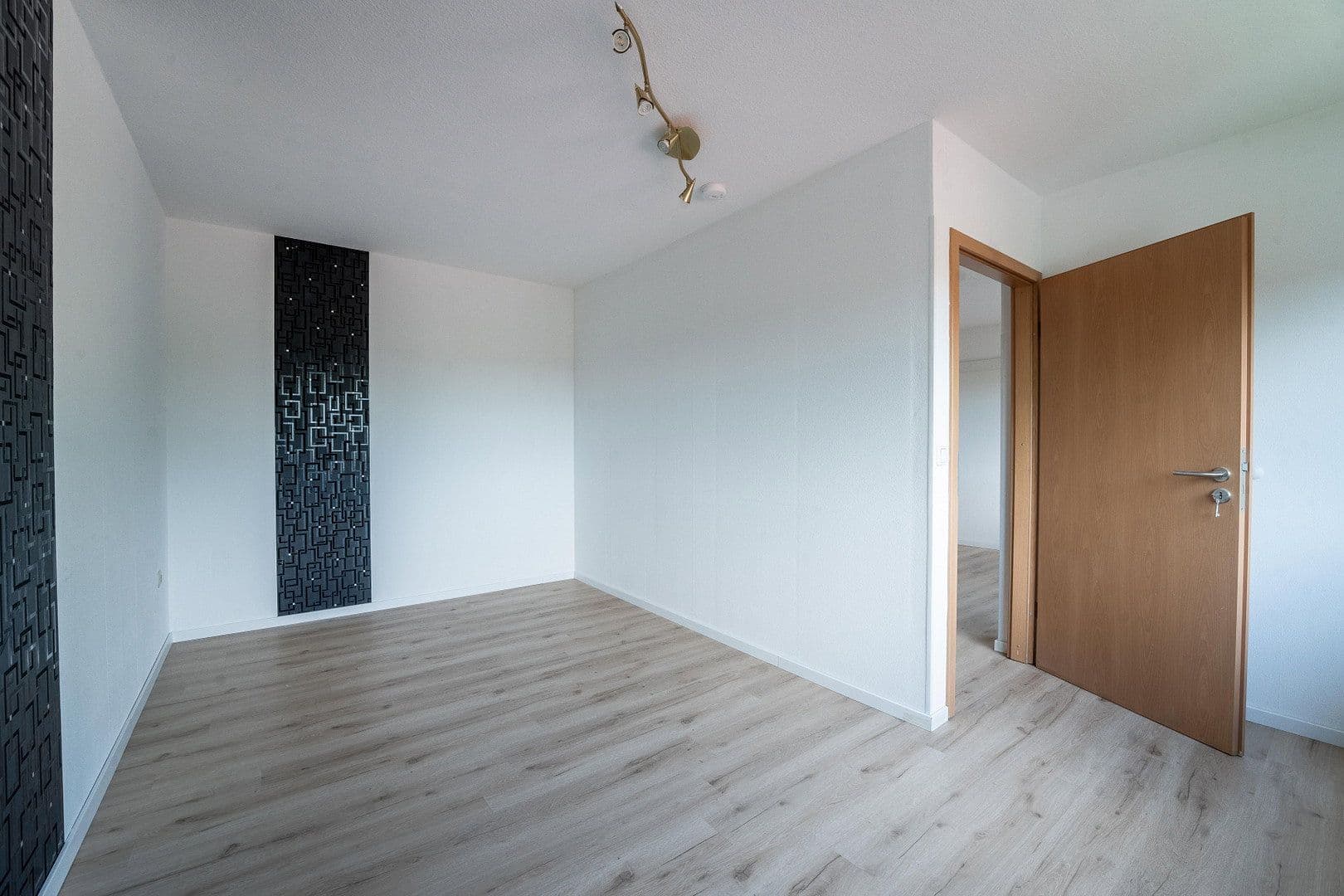 Prenájom bytu 4-izbový 92 m², Obertor 12, Niederwerrn, Bavorsko Prenájom bytu 4-izbový 92 m², Obertor 12, Niederwerrn, Bavorsko