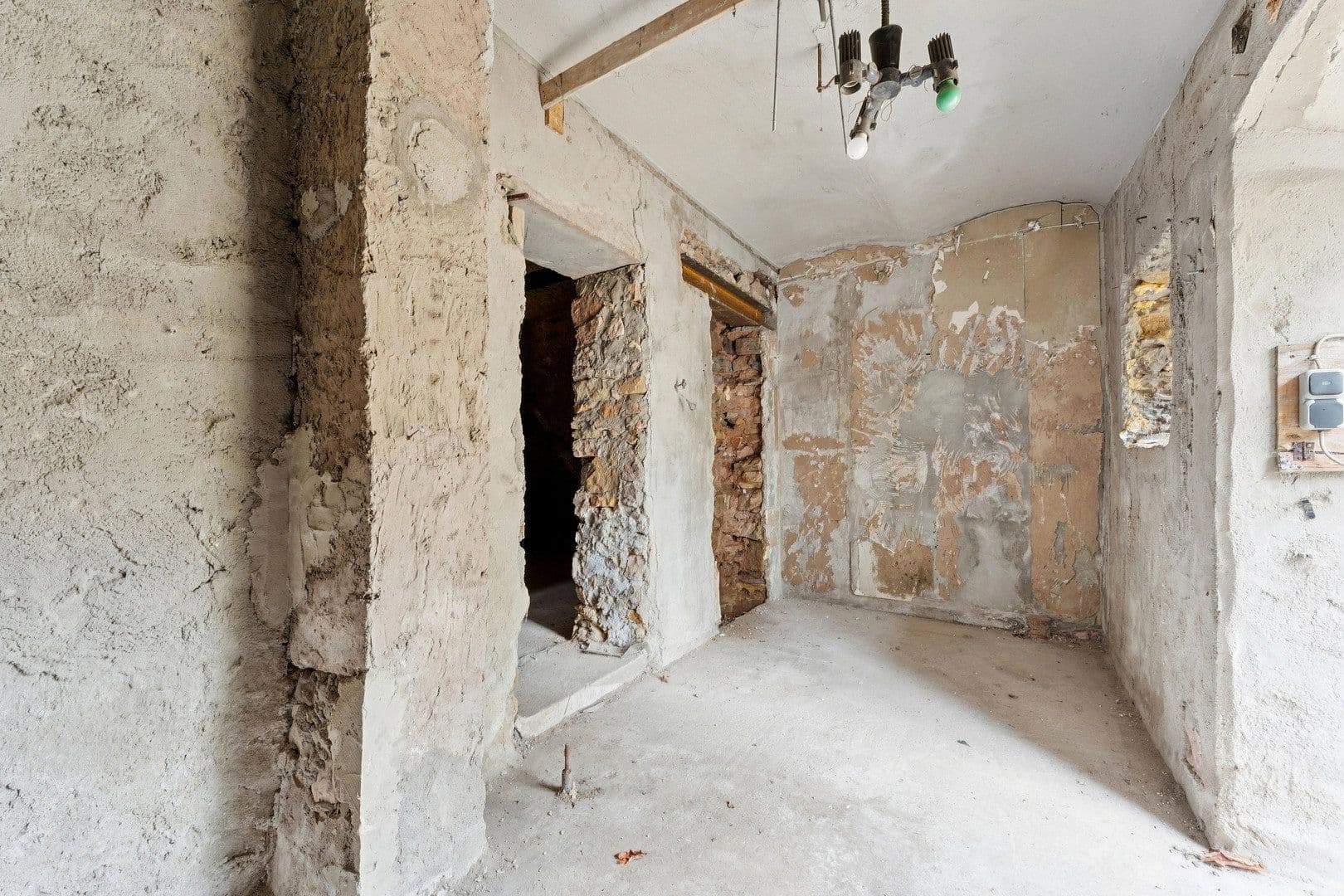 Predaj domu 51 m², pozemek 327 m², Michelau 4, Hochstätten, Porýnie-Falcko Predaj domu 51 m², pozemek 327 m², Michelau 4, Hochstätten, Porýnie-Falcko
