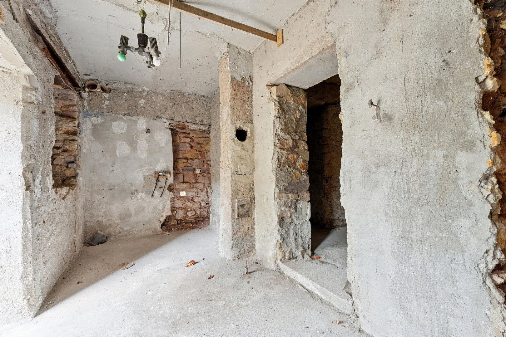 Predaj domu 51 m², pozemek 327 m², Michelau 4, Hochstätten, Porýnie-Falcko Predaj domu 51 m², pozemek 327 m², Michelau 4, Hochstätten, Porýnie-Falcko