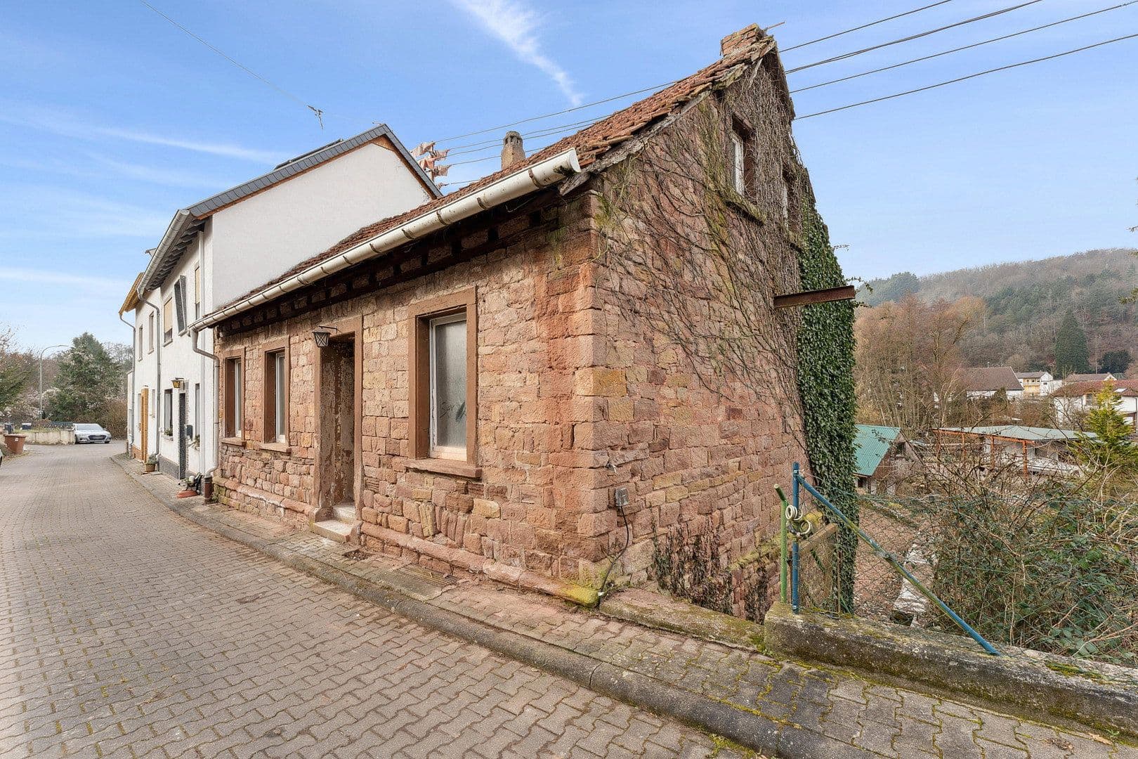 Predaj domu 51 m², pozemek 327 m², Michelau 4, Hochstätten, Porýnie-Falcko Predaj domu 51 m², pozemek 327 m², Michelau 4, Hochstätten, Porýnie-Falcko