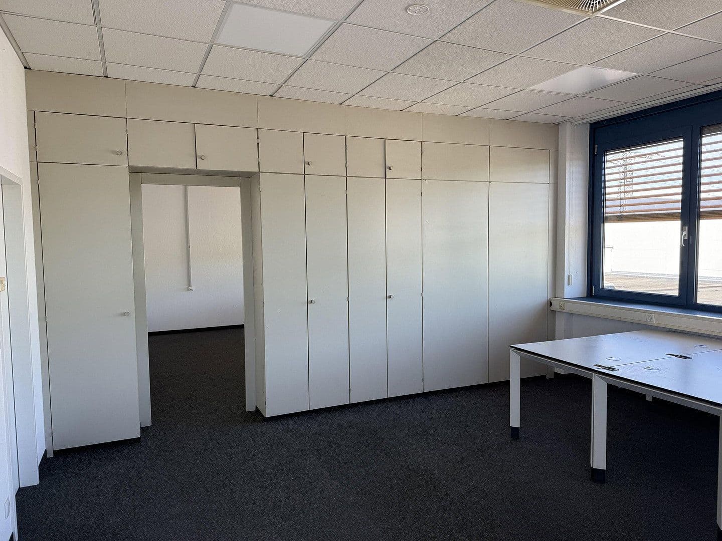 Prenájom kancelárie 61 m², Industriestraße 23a, Lauf an der Pegnitz, Bavorsko Prenájom kancelárie 61 m², Industriestraße 23a, Lauf an der Pegnitz, Bavorsko