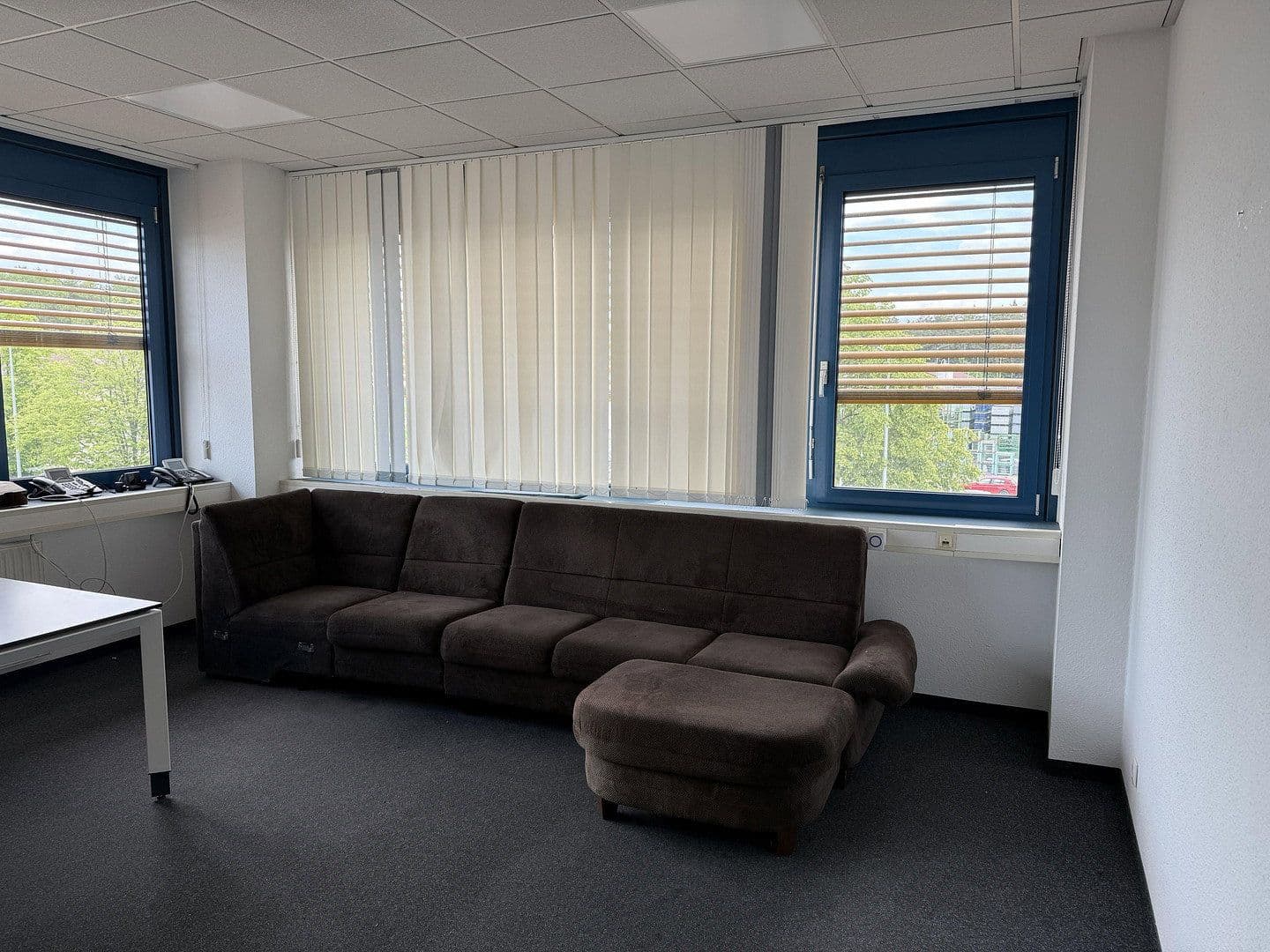 Prenájom kancelárie 61 m², Industriestraße 23a, Lauf an der Pegnitz, Bavorsko Prenájom kancelárie 61 m², Industriestraße 23a, Lauf an der Pegnitz, Bavorsko