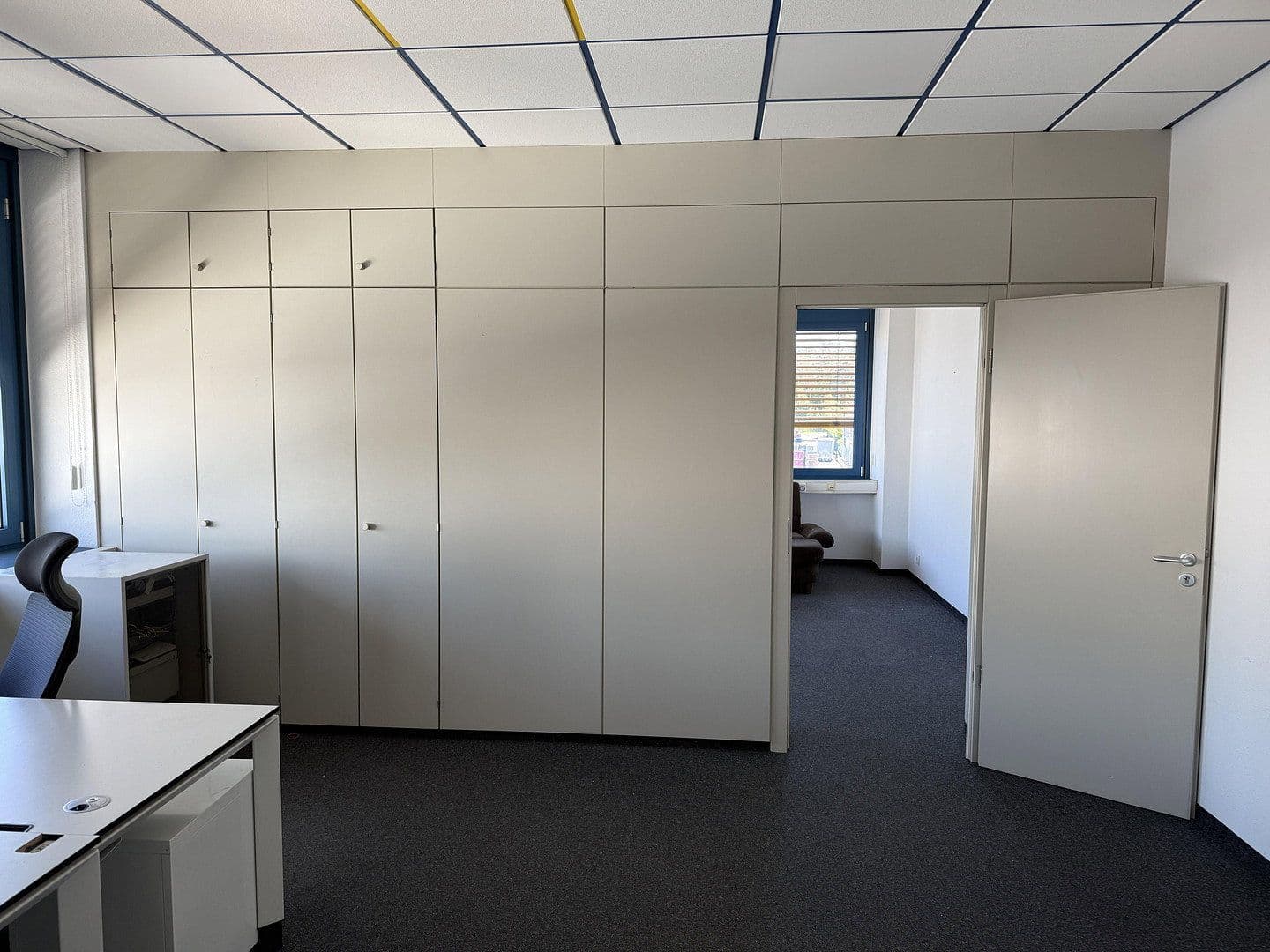 Prenájom kancelárie 61 m², Industriestraße 23a, Lauf an der Pegnitz, Bavorsko Prenájom kancelárie 61 m², Industriestraße 23a, Lauf an der Pegnitz, Bavorsko