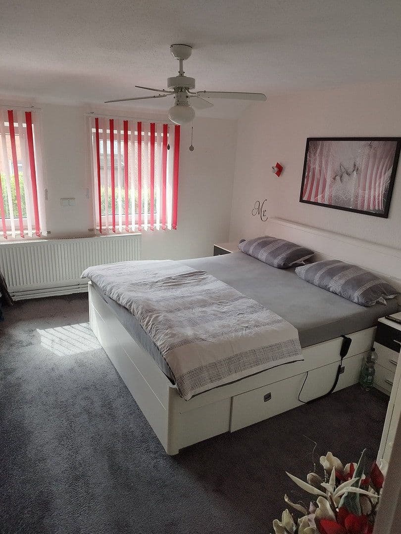 Predaj domu 75 m², pozemek 560 m², Osterholz-Scharmbeck, Dolné Sasko Predaj domu 75 m², pozemek 560 m², Osterholz-Scharmbeck, Dolné Sasko
