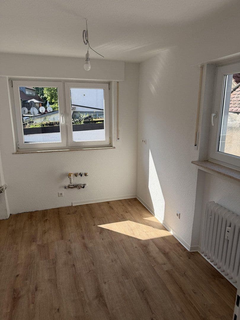 Predaj bytu 3-izbový 80 m², Mühlhausen im Täle, Bádensko-Wurttembersko Predaj bytu 3-izbový 80 m², Mühlhausen im Täle, Bádensko-Wurttembersko