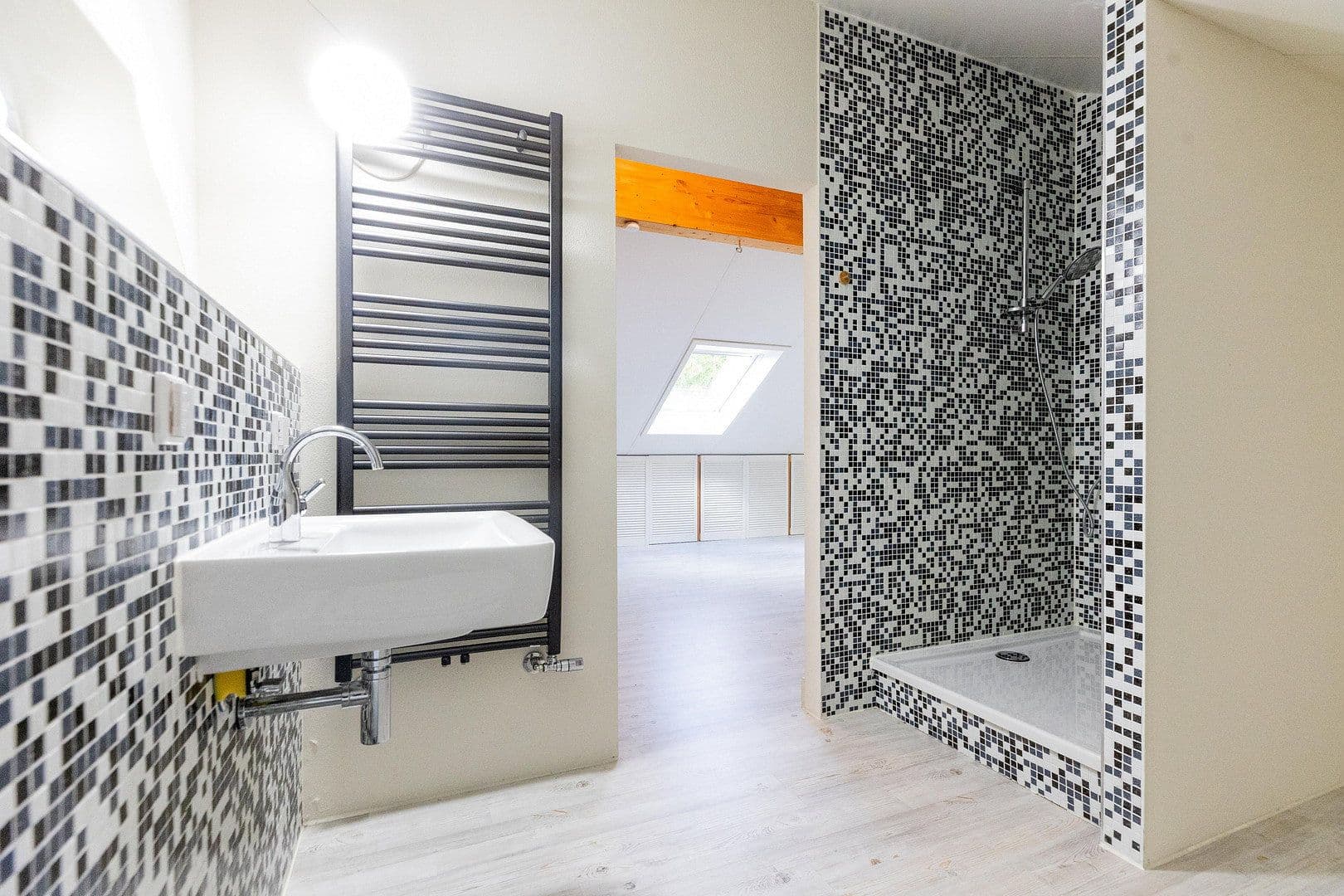 Prenájom domu 140 m², pozemek 188 m², Worms, Porýnie-Falcko Prenájom domu 140 m², pozemek 188 m², Worms, Porýnie-Falcko