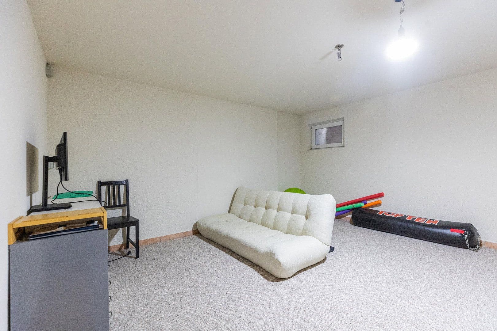 Prenájom domu 140 m², pozemek 188 m², Worms, Porýnie-Falcko Prenájom domu 140 m², pozemek 188 m², Worms, Porýnie-Falcko
