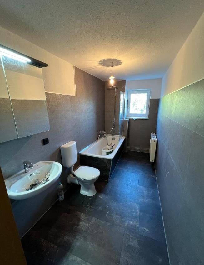Prenájom bytu 4-izbový 82 m², Muggenhofer Str., Nürnberg, Bavorsko Prenájom bytu 4-izbový 82 m², Muggenhofer Str., Nürnberg, Bavorsko