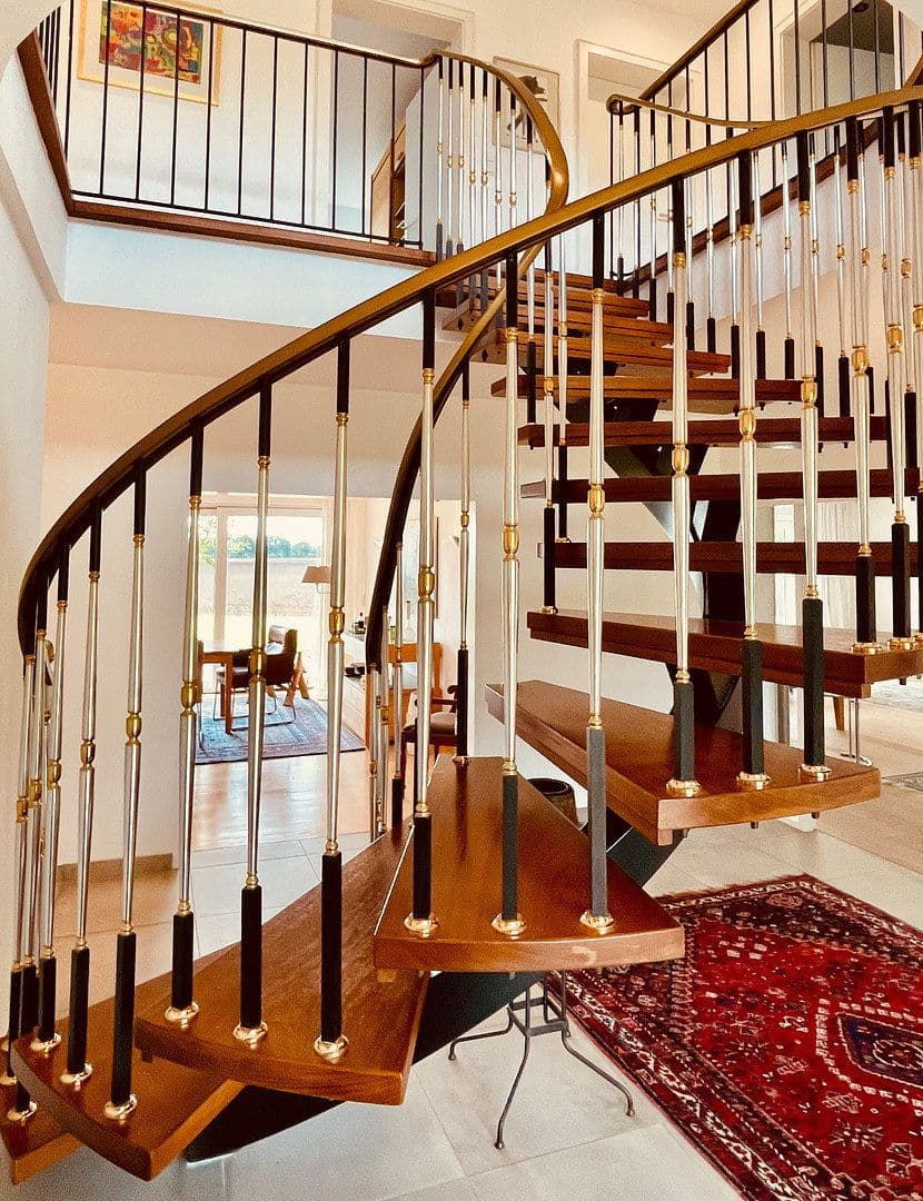 Predaj domu 330 m², pozemek 1.576 m², Jersbek, Šlezvicko-Holštajnsko Predaj domu 330 m², pozemek 1.576 m², Jersbek, Šlezvicko-Holštajnsko