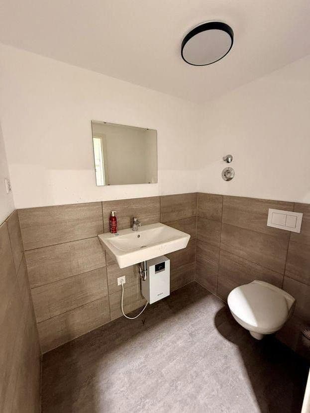 Prenájom nebytového priestoru 250 m², Rosenthal 12-16, Bornheim, Severné Porýnie - Westfálsko Prenájom nebytového priestoru 250 m², Rosenthal 12-16, Bornheim, Severné Porýnie - Westfálsko