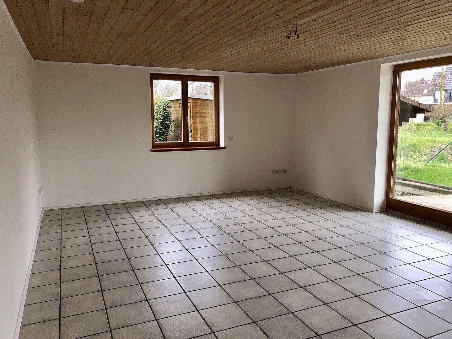 Predaj bytu 3-izbový 116 m², Wesseling, Severné Porýnie - Westfálsko Predaj bytu 3-izbový 116 m², Wesseling, Severné Porýnie - Westfálsko
