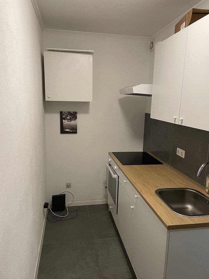 Prenájom bytu 9 m², Frankfurt, Hesensko Prenájom bytu 9 m², Frankfurt, Hesensko