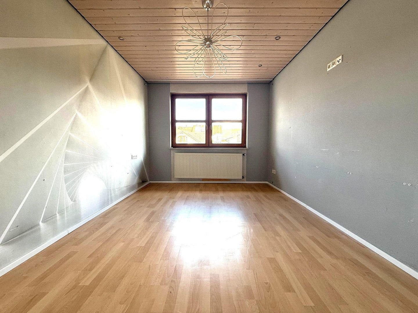 Prenájom domu 56 m², pozemek 200 m², Bruckberg, Bavorsko Prenájom domu 56 m², pozemek 200 m², Bruckberg, Bavorsko