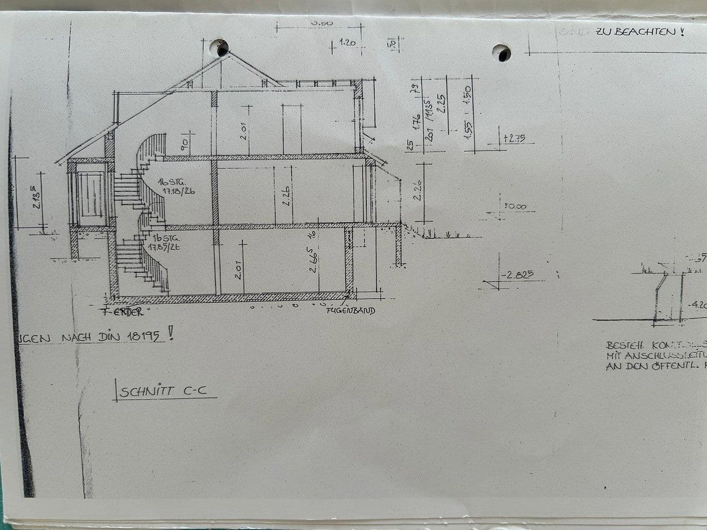 Predaj domu 180 m², pozemek 541 m², Essenbach, Bavorsko Predaj domu 180 m², pozemek 541 m², Essenbach, Bavorsko